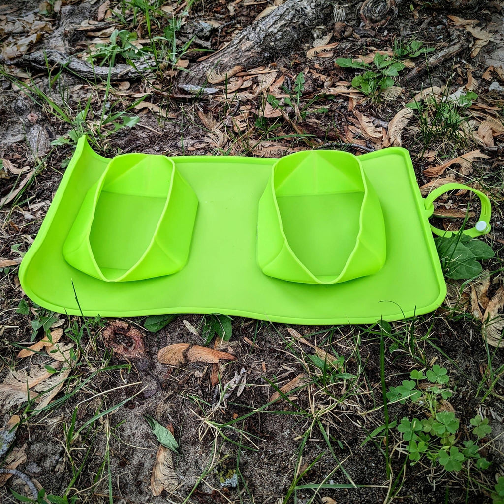 Collapsible Feeding Bowls & Mat - Bear & Me Outdoors