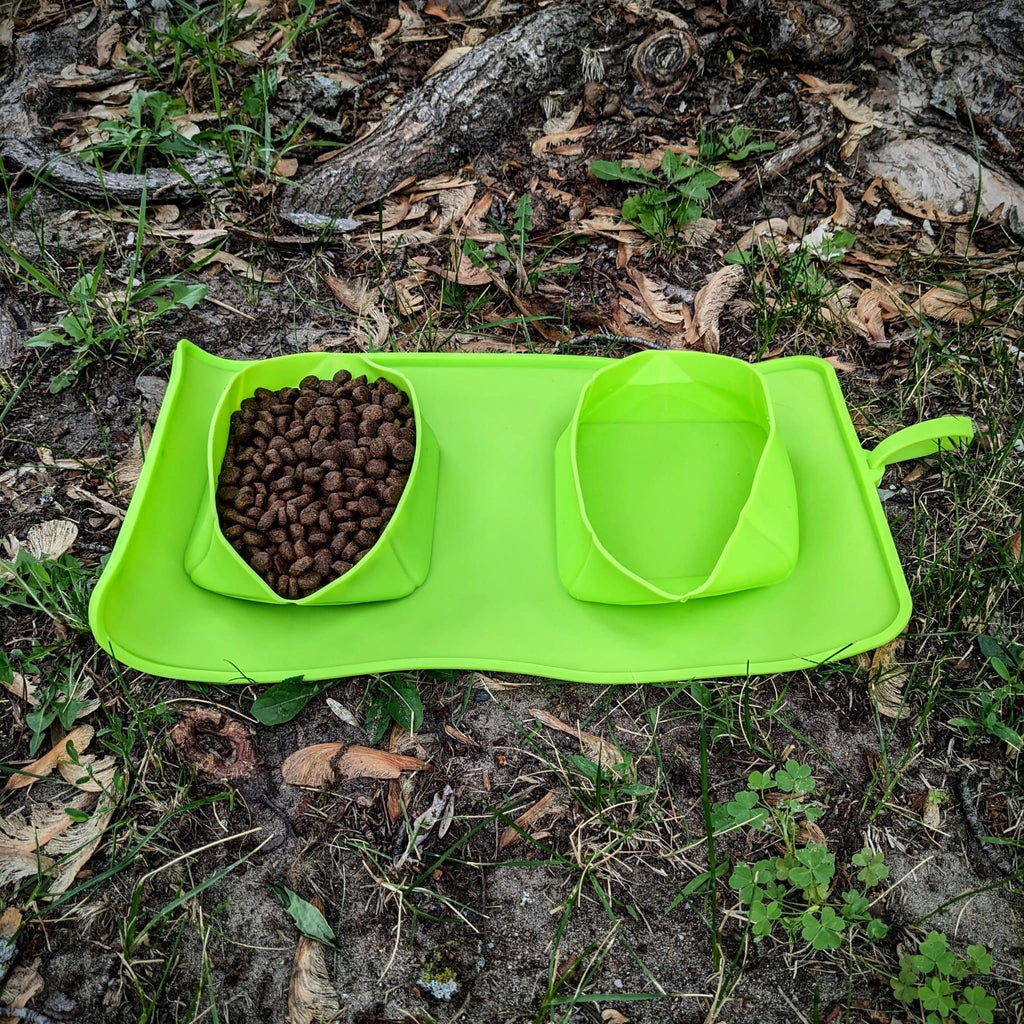 Collapsible Feeding Bowls & Mat - Bear & Me Outdoors